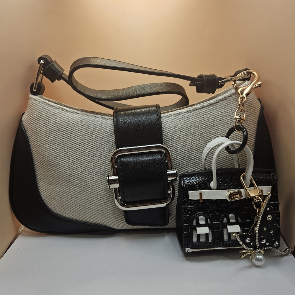Elegant Black and White Women's Bag. Nonbranded. Includes a Mini Bag,and a Charm